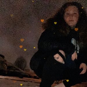 Meet your Posher, Ava